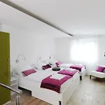 Garni Azur Hotel 3*