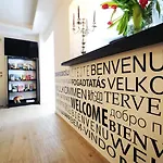 Garni Azur Hotel