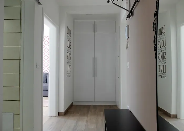 Garni Azur 3* Lubiana